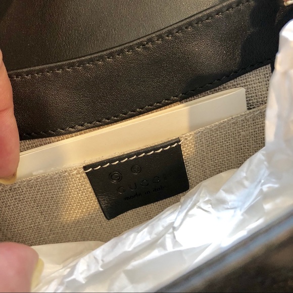 ❌SOLD❌ Gucci Shoulder Bag - Picture 4 of 8
